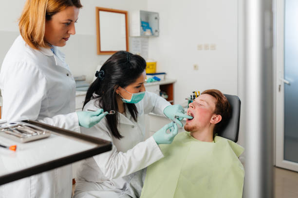 Best Weekend Emergency Dentist in Bellview, FL